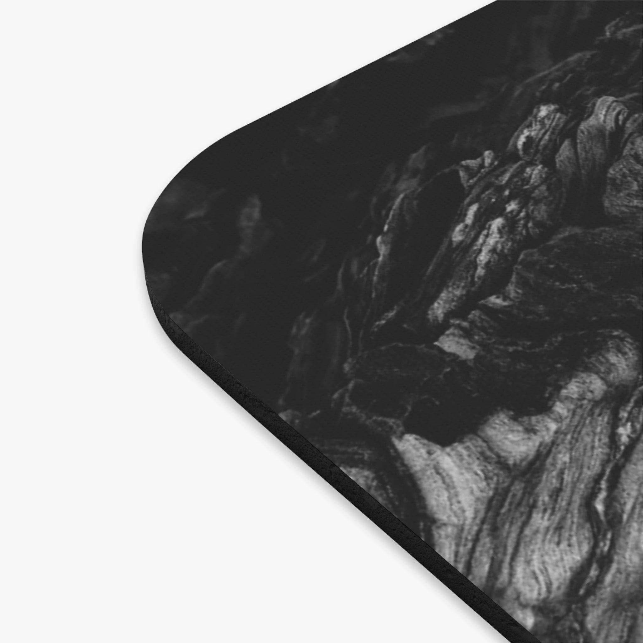 Elegant Black Mouse Pad – Stylish Desk Accessory for Home & Office